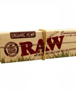 RAW Organic Rolling Papers Connoisseur 1 1/4 + Filter Tips